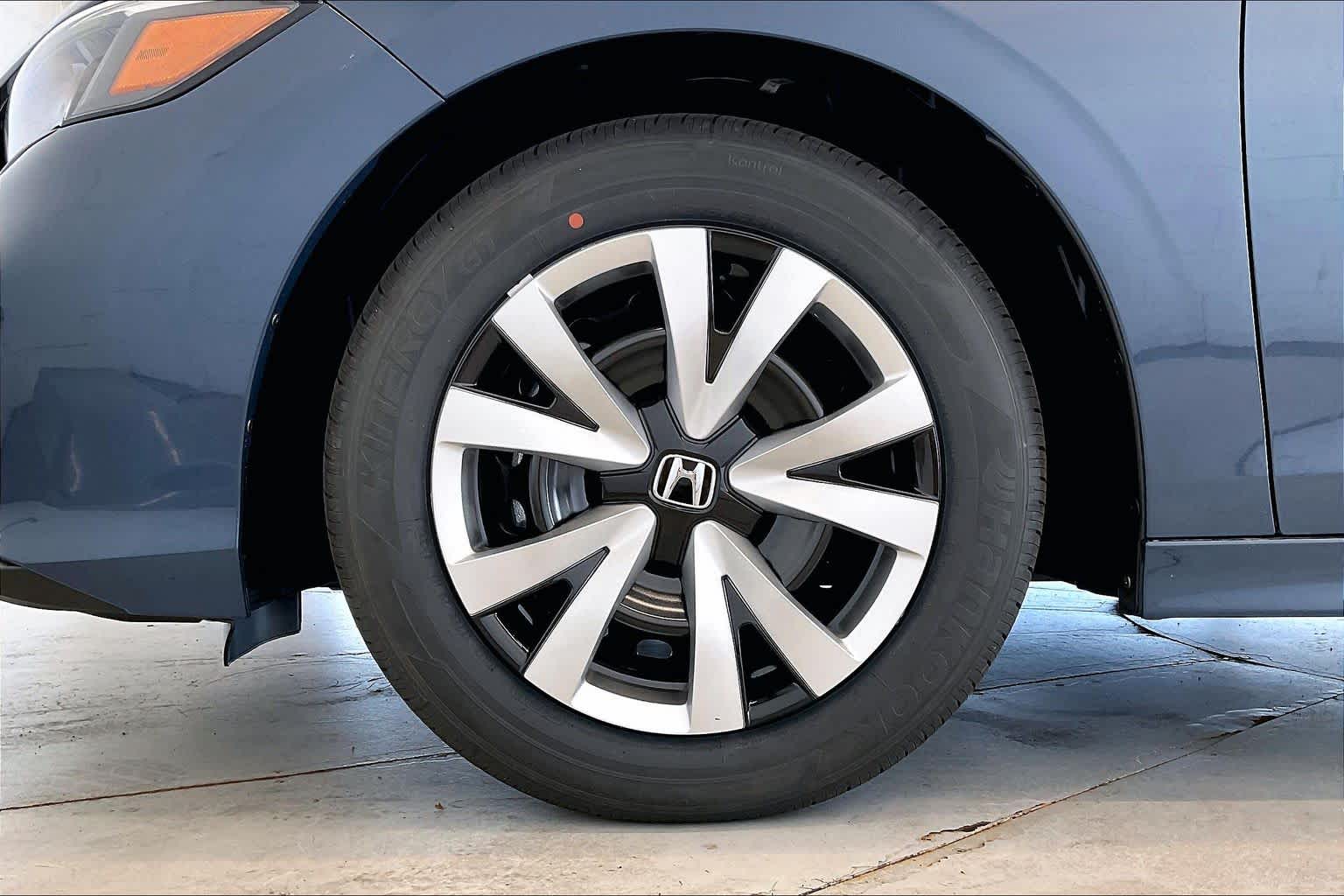 Thumbnail: 2026 Honda Civic - 8