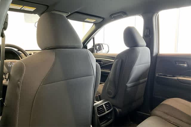 Thumbnail: 2019 Honda Passport - 13