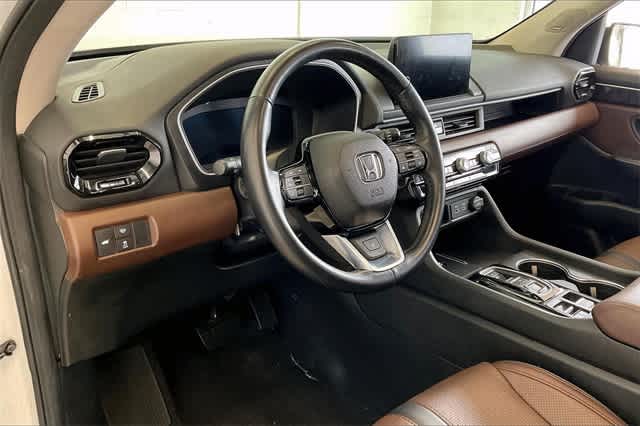 Thumbnail: 2023 Honda Pilot - 3