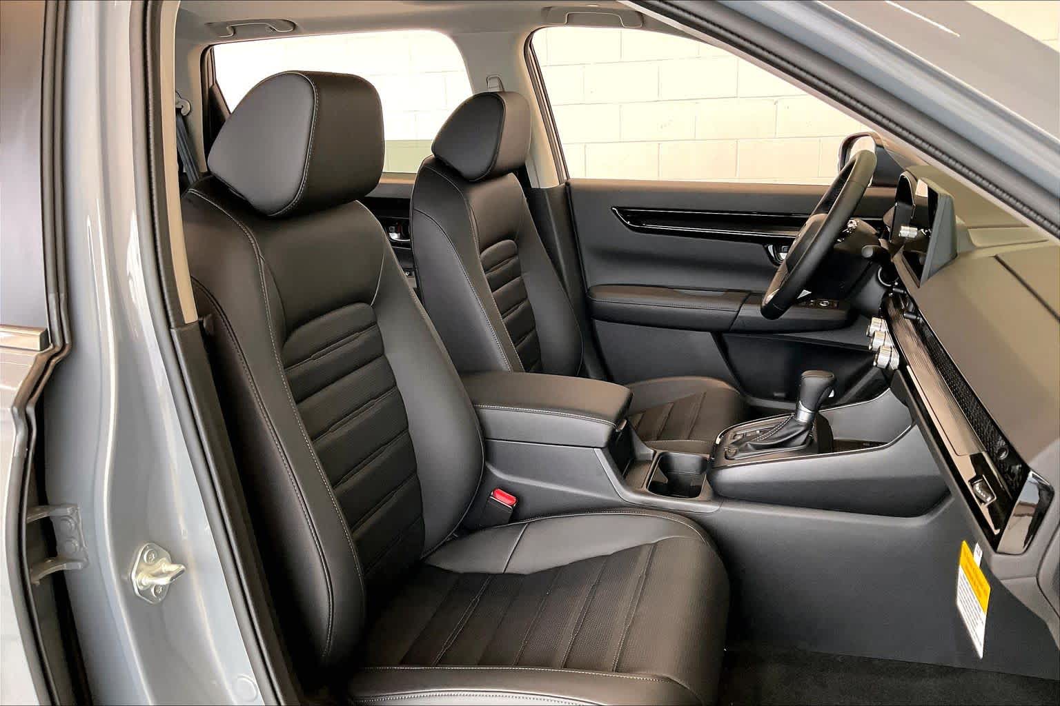 2027 Honda CR-V EX-L - Photo 14