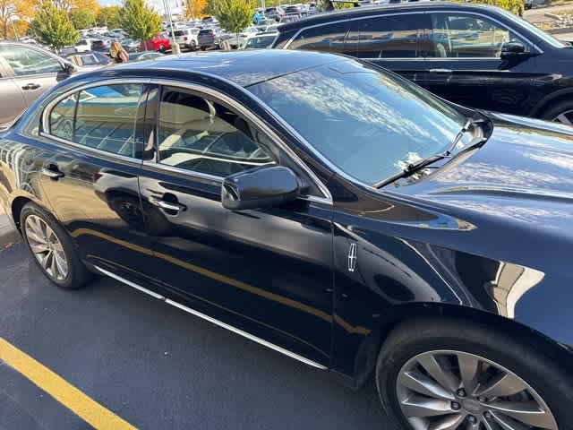 Thumbnail: 2016 Lincoln MKS - 4