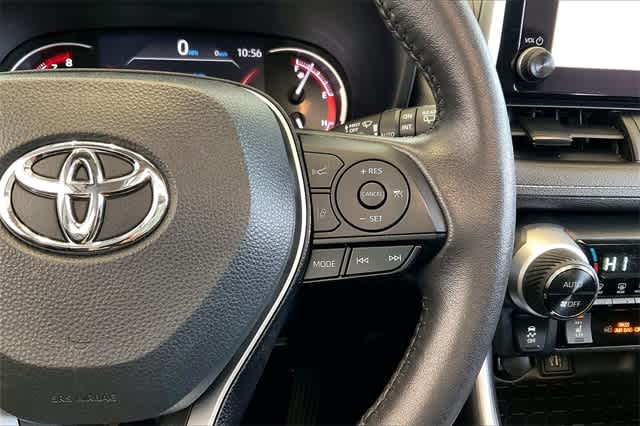 Thumbnail: 2023 Toyota RAV4 - 28