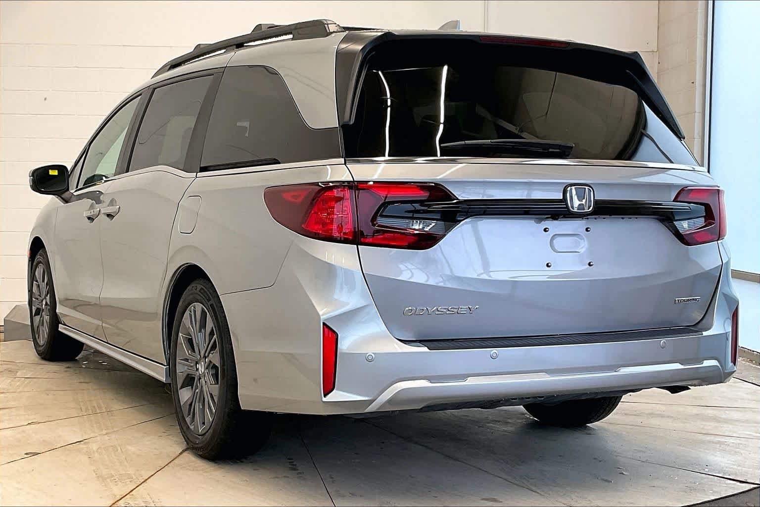 Thumbnail: 2026 Honda Odyssey - 4