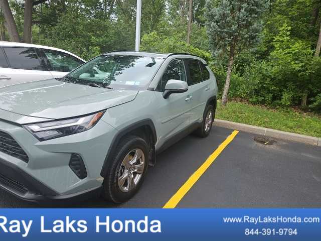 Thumbnail: 2022 Toyota RAV4 - 1