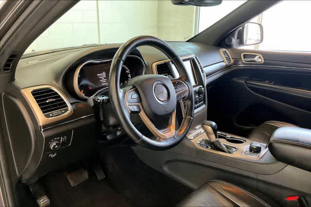 Thumbnail: 2017 Jeep Grand Cherokee - 3