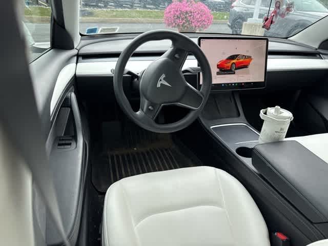 Thumbnail: 2022 Tesla Model 3 - 10