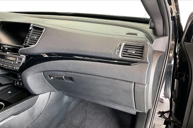 2024 Honda Ridgeline Black Edition 23