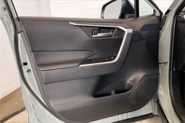 Thumbnail: 2023 Toyota RAV4 - 30