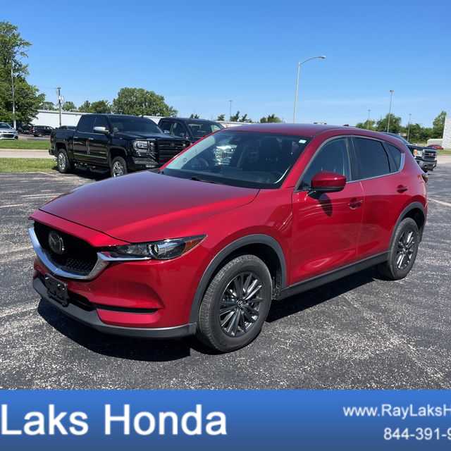 2021 Mazda CX-5 Touring Auto's photo