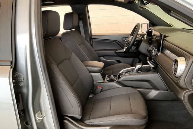 Thumbnail: 2024 Chevrolet Colorado - 15