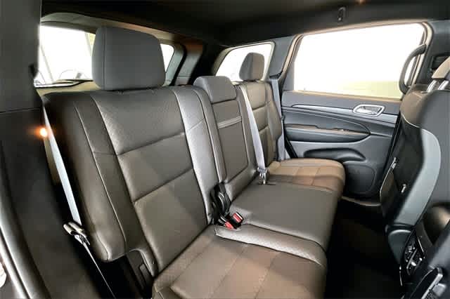 2020 Jeep Grand Cherokee Laredo 26