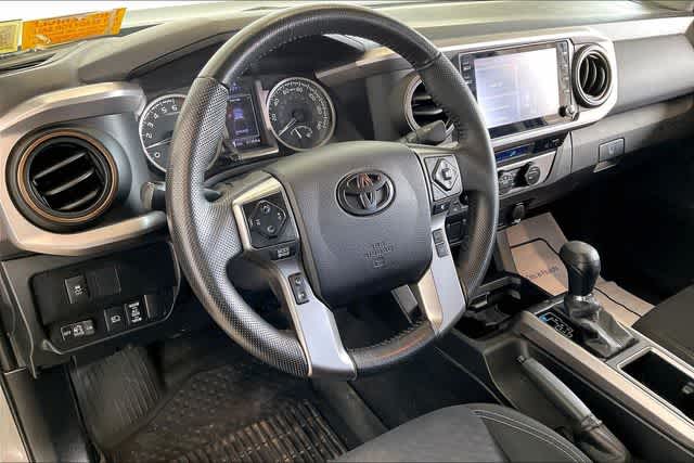 Thumbnail: 2021 Toyota Tacoma - 3