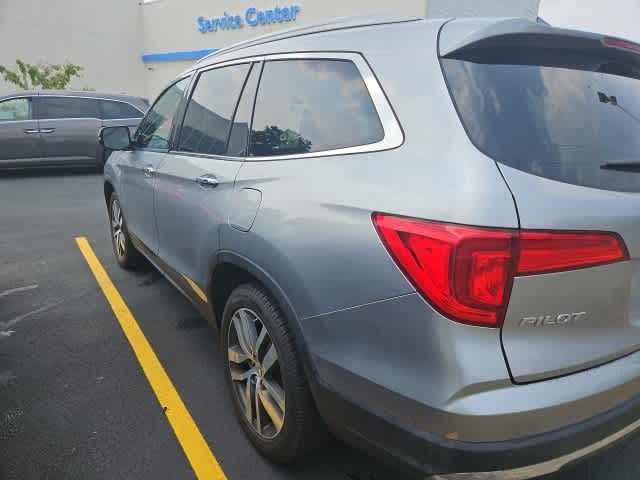 Thumbnail: 2017 Honda Pilot - 3