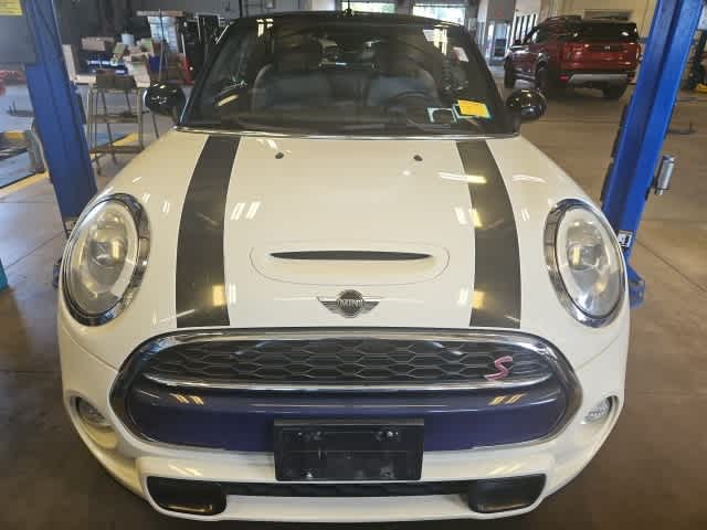 Thumbnail: 2017 MINI Cooper Convertible - 9