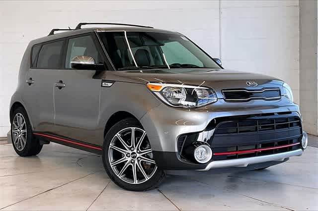 Thumbnail: 2017 Kia Soul - 22
