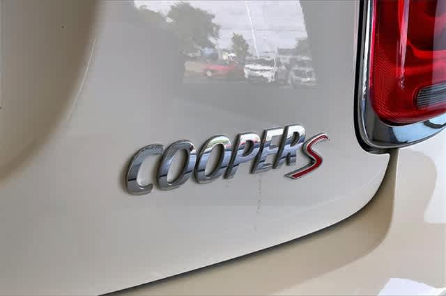 Thumbnail: 2017 MINI Cooper Convertible - 8