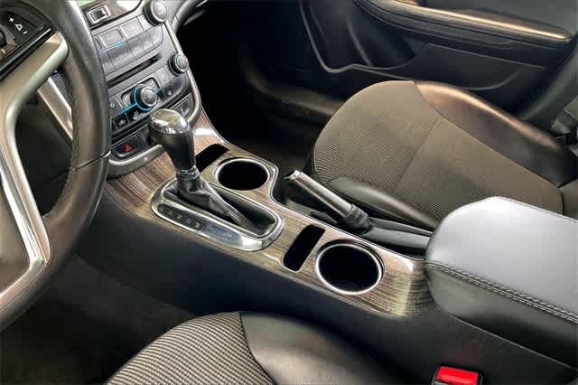 Thumbnail: 2015 Chevrolet Malibu - 18