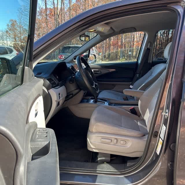 Thumbnail: 2020 Honda Pilot - 7