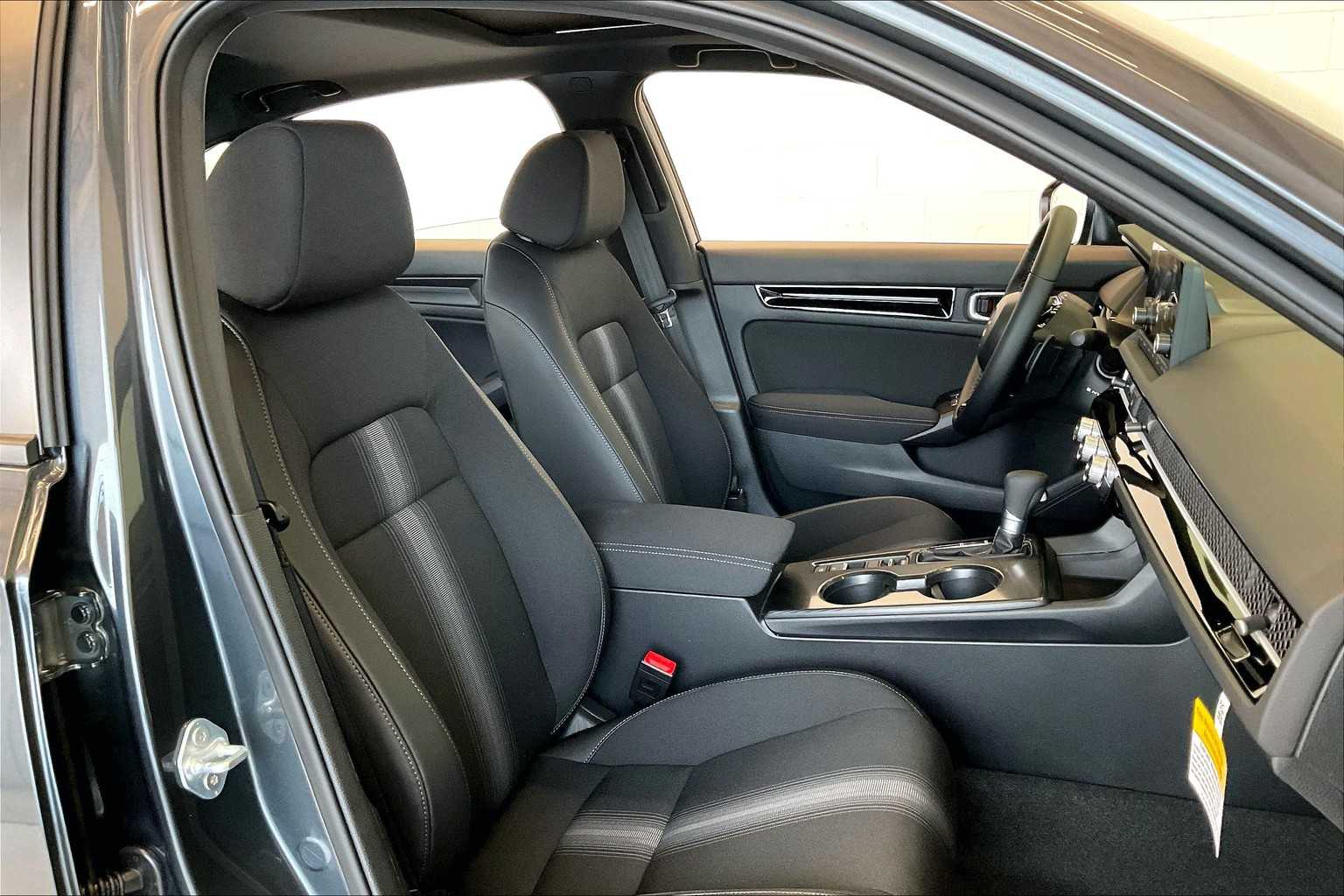 Thumbnail: 2026 Honda Civic - 14