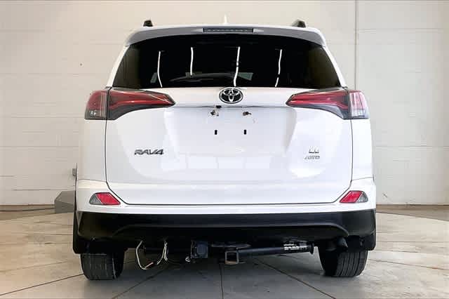 Thumbnail: 2017 Toyota RAV4 - 6