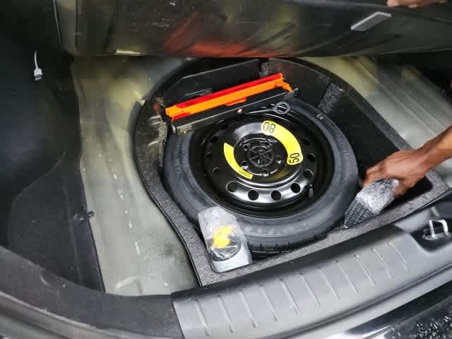 Thumbnail: 2019 Kia Forte - 14