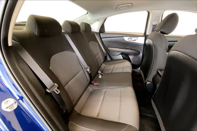 Thumbnail: 2023 Kia Forte - 26