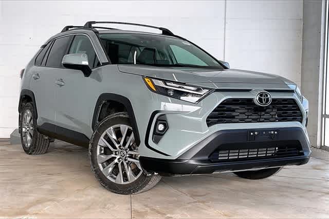 Thumbnail: 2023 Toyota RAV4 - 23