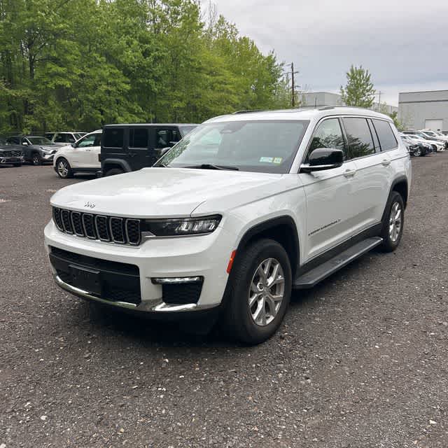 Thumbnail: 2023 Jeep Grand Cherokee - 4