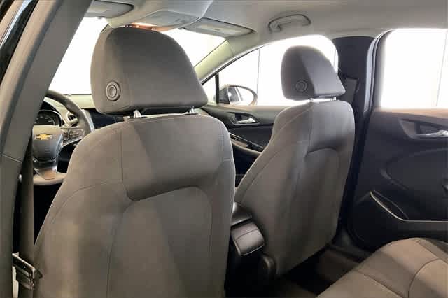 Thumbnail: 2019 Chevrolet Cruze - 13