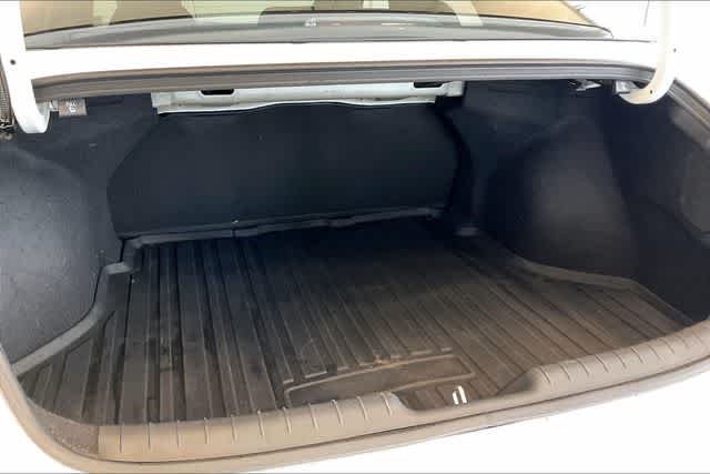 Thumbnail: 2021 Hyundai Elantra - 19