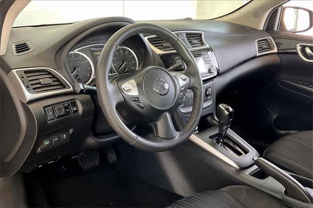Thumbnail: 2017 Nissan Sentra - 3