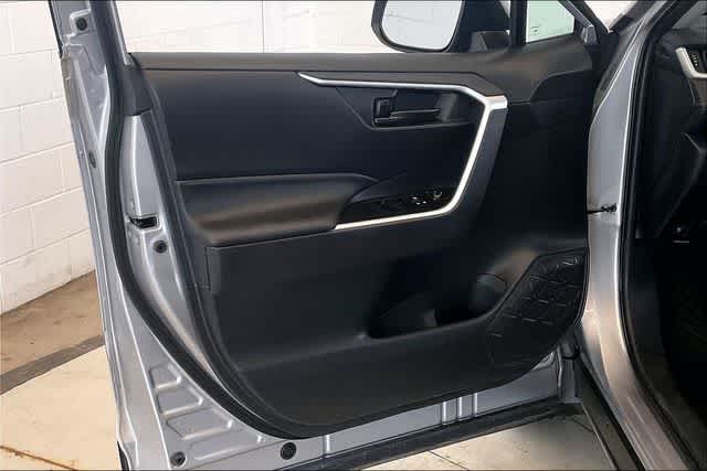 Thumbnail: 2023 Toyota RAV4 - 30