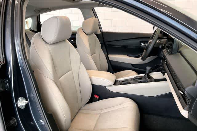 2025 Honda Accord SE - Photo 15
