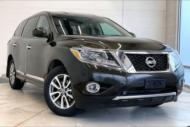 Thumbnail: 2015 Nissan Pathfinder - 23