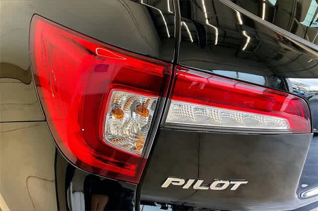 Thumbnail: 2022 Honda Pilot - 32