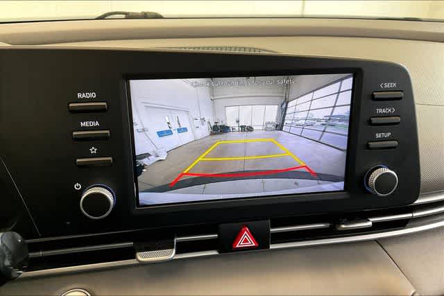 Thumbnail: 2021 Hyundai Elantra - 28