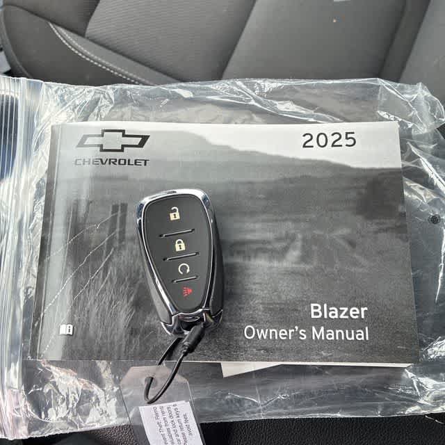 Thumbnail: 2025 Chevrolet Blazer - 10