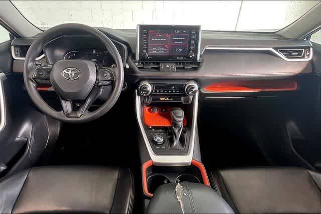 Thumbnail: 2019 Toyota RAV4 - 11