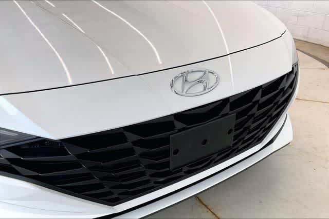 Thumbnail: 2021 Hyundai Elantra - 33