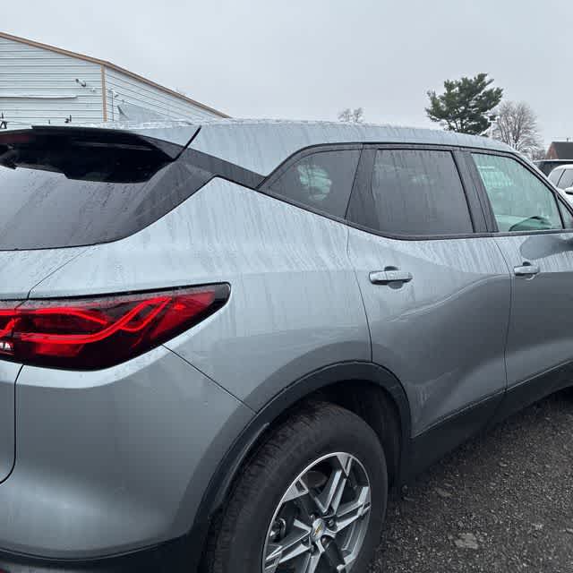 Thumbnail: 2025 Chevrolet Blazer - 4