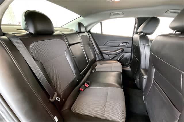 Thumbnail: 2015 Chevrolet Malibu - 26