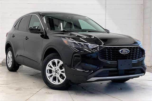 Thumbnail: 2023 Ford Escape - 23