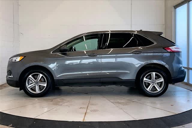 Thumbnail: 2021 Ford Edge - 4