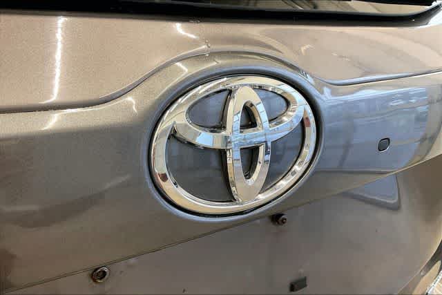 Thumbnail: 2015 Toyota Highlander - 8