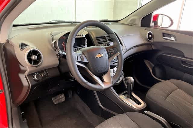 Thumbnail: 2015 Chevrolet Sonic - 3