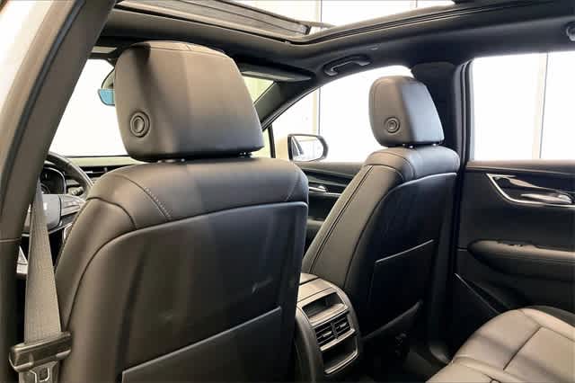 Thumbnail: 2021 Cadillac XT5 - 13