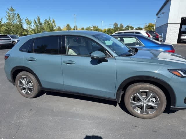 2025 Honda HR-V EX-L photo 4