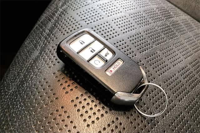 Thumbnail: 2019 Honda Passport - 21