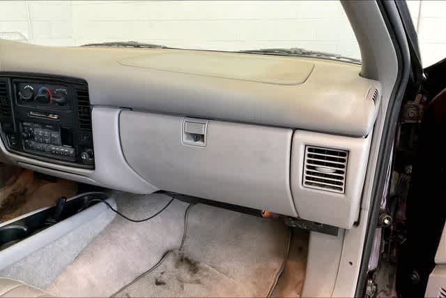 Thumbnail: 1995 Chevrolet Caprice - 25