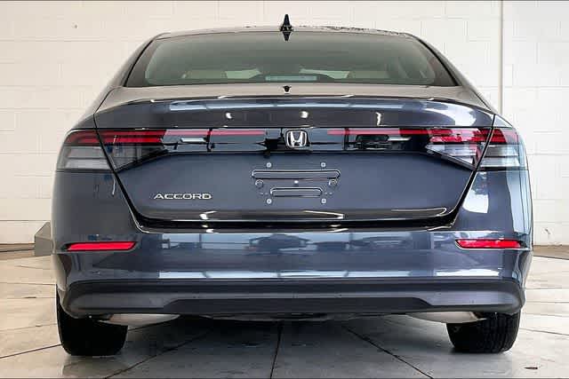 2025 Honda Accord SE - Photo 6